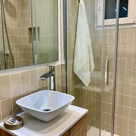 Neapolis 2 * 圣马蒂登普里斯